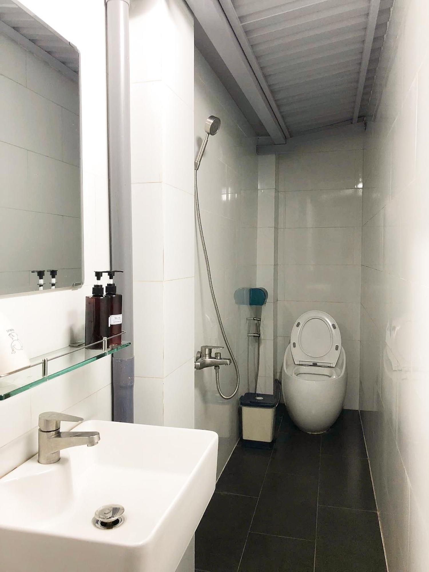 Thien Quoc Hotel Thành Pho Ho Chí Minh Esterno foto